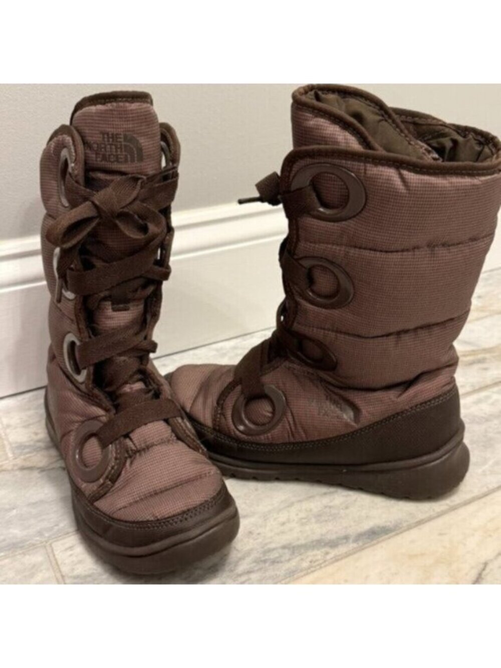 NEW The North Face women's size 5 Brown Down Filled Winter Lace Up Boots
